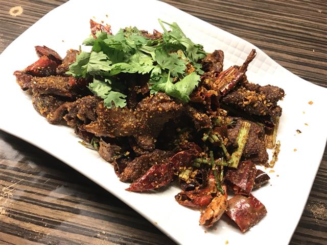 清明節連假用餐，敬請提前訂位！
